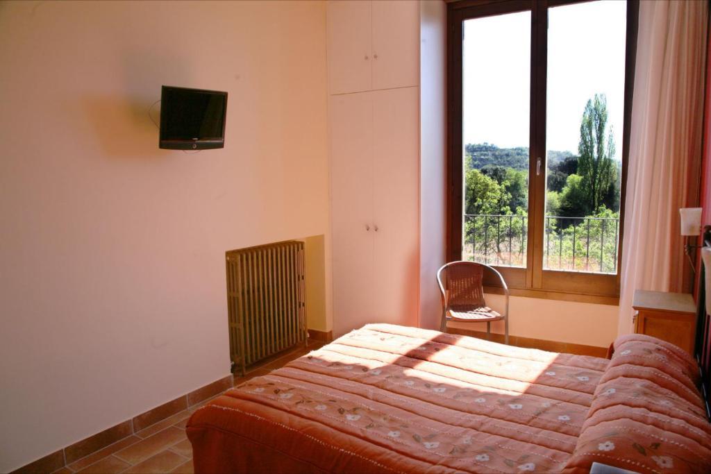 Hostal La Fuente Buera ภายนอก รูปภาพ